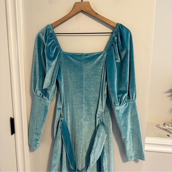 ASOS Blue Velvet Long Sleeve Belted Maxi Dress 6 - Picture 6 of 11